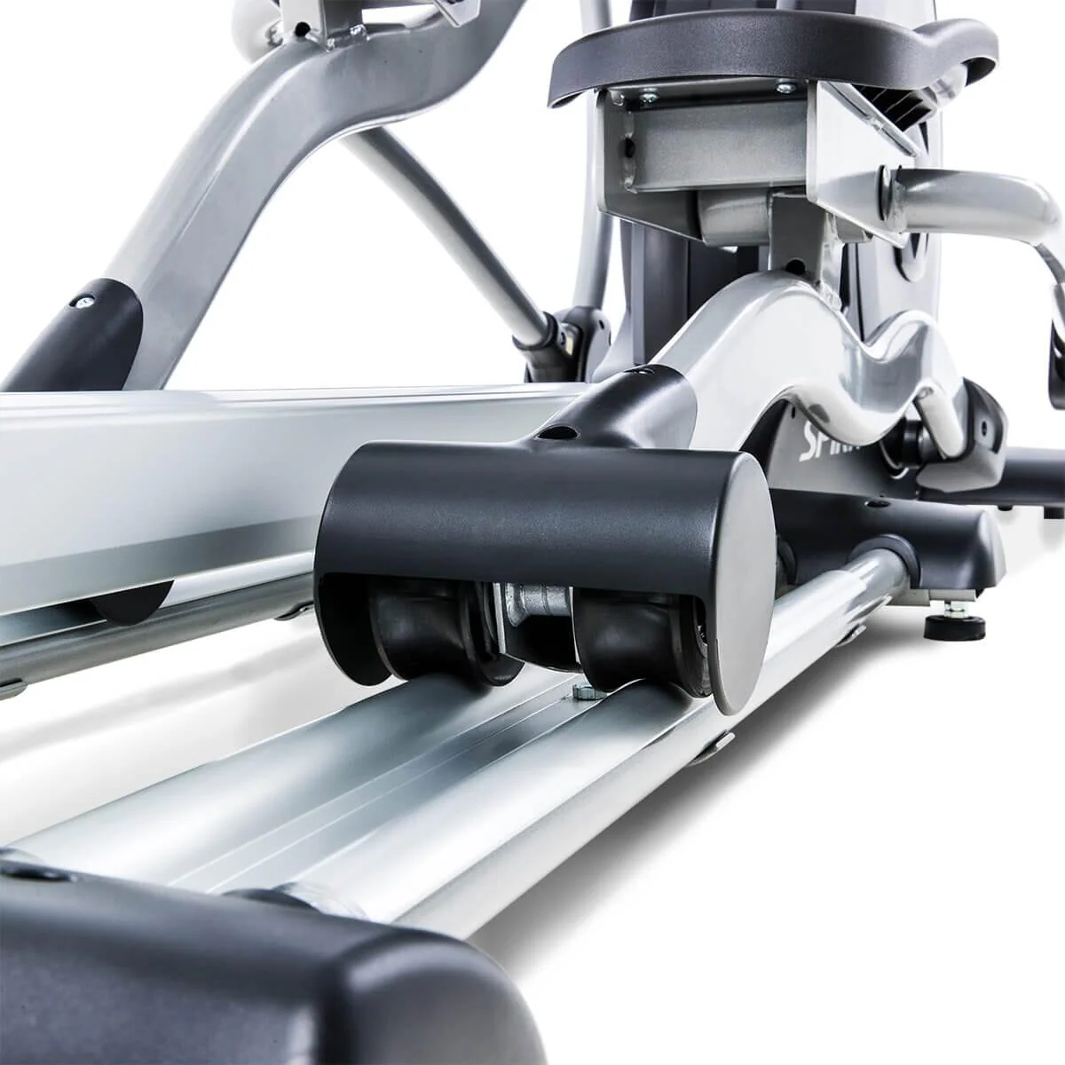 Spirit Fitness CE800 Elliptical Trainer - Image 15