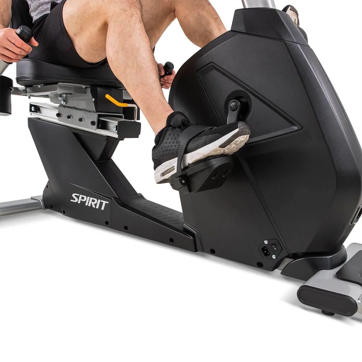 Spirit Fitness CR800ENT Recumbent Bike - Image 31