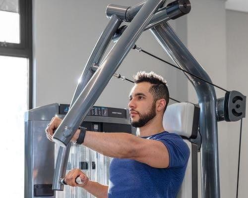 True Palladium Series SPL-0900 Chest Press - Image 6