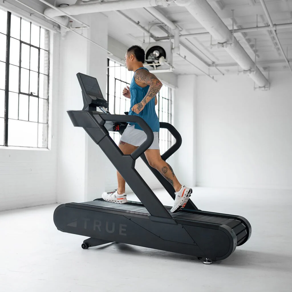 True Vapor Stryker Slat Treadmill - Image 8